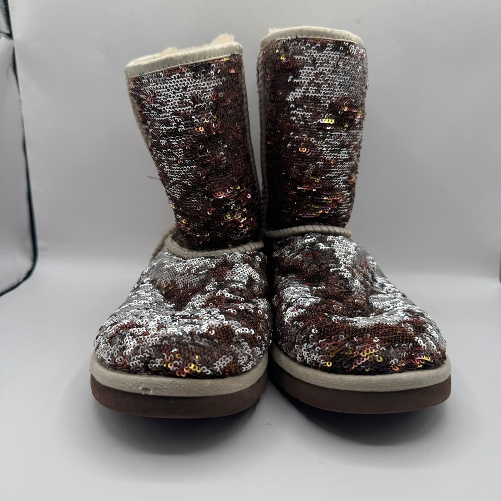 UGG Classic Short Sparkle Boots Women 8 Silver Bronze Sequin Sheepskin 3353